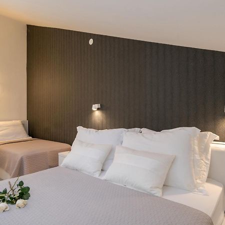 Apartments And Rooms With Parking Space Rogoznica - 10339 Δωμάτιο φωτογραφία