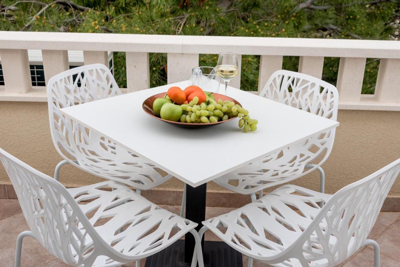 Apartments And Rooms With Parking Space Rogoznica - 10339 Εξωτερικό φωτογραφία