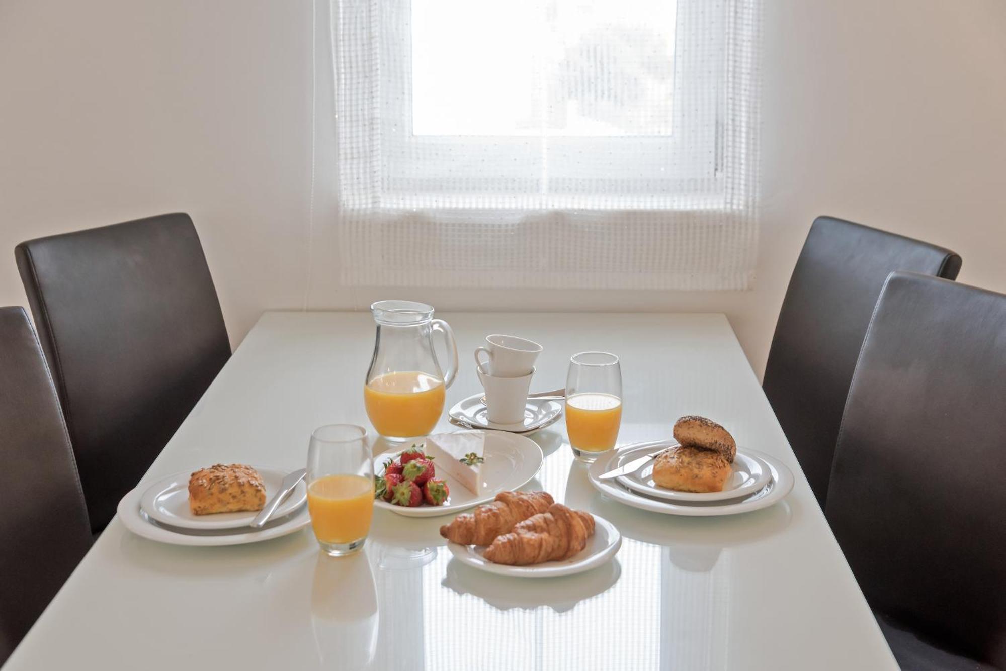 Apartments And Rooms With Parking Space Rogoznica - 10339 Δωμάτιο φωτογραφία