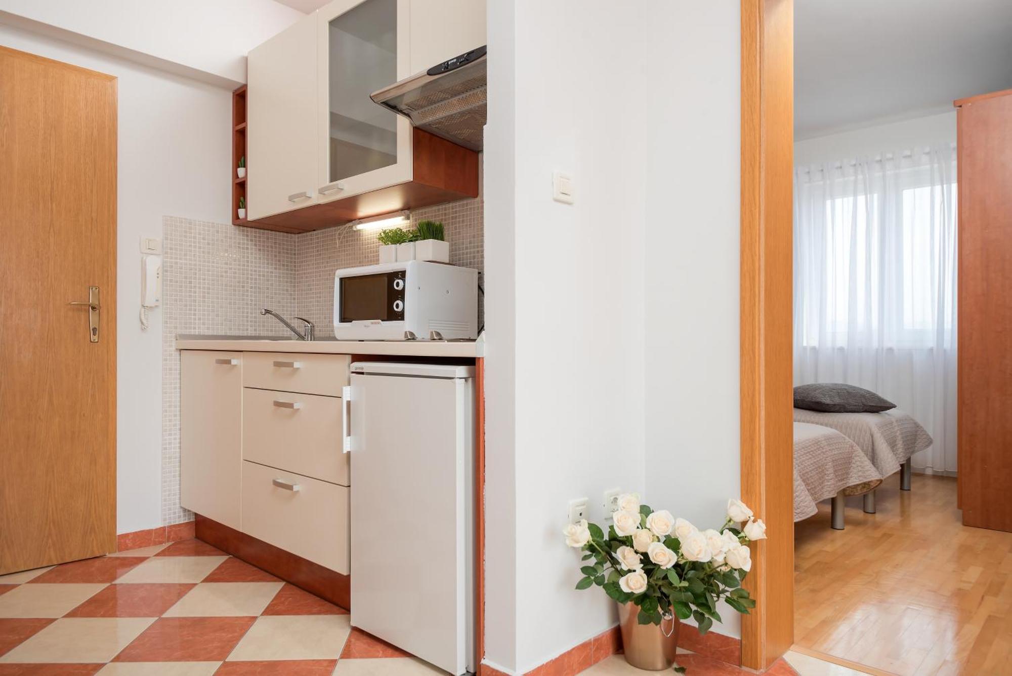 Apartments And Rooms With Parking Space Rogoznica - 10339 Δωμάτιο φωτογραφία